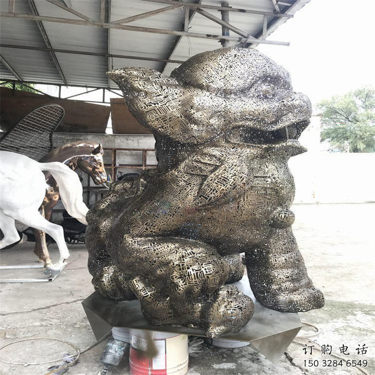 景觀獅子雕塑選定，美陳雕塑，鏤空鋼絲獅子雕塑優(yōu)選