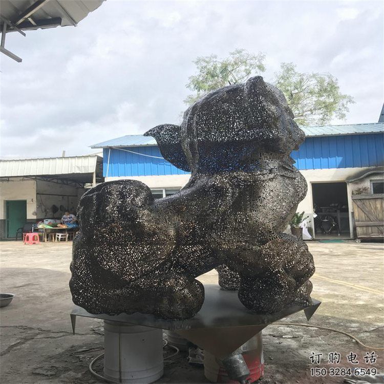 景區(qū)獅子雕塑供給，編織工藝雕塑，鋼絲獅子雕塑制作