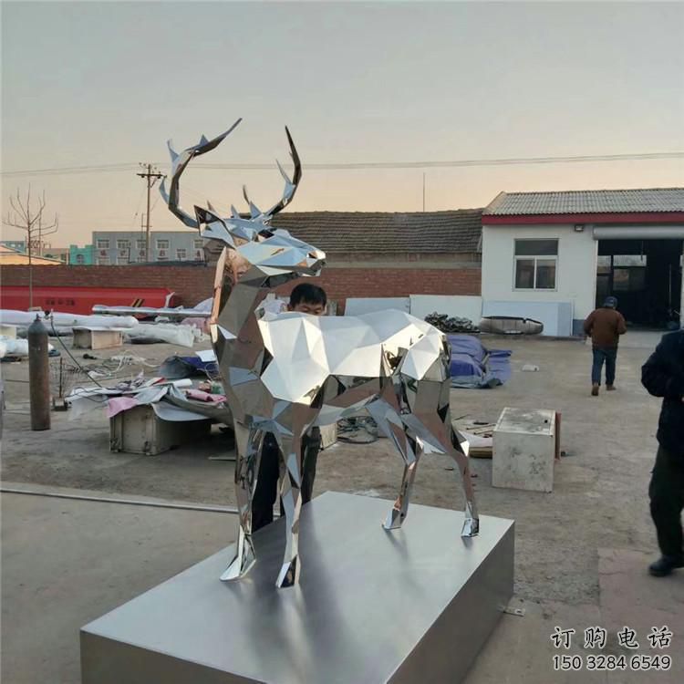 小鹿雕塑供求，景觀雕塑，切面小鹿雕塑制造商