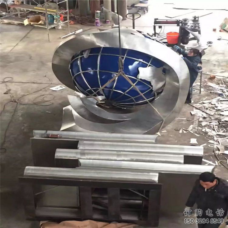 戶外地球雕塑點(diǎn)擊，圓雕體系，不銹鋼地球雕塑廠家