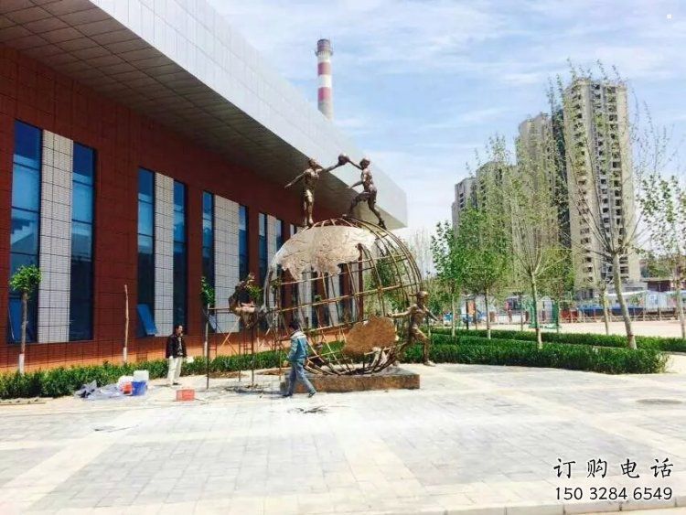 地球儀雕塑定價，拉絲工藝，地球儀人物雕塑制作