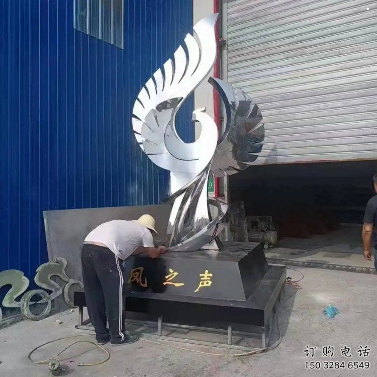 景觀鳳凰雕塑定做，小區(qū)擺件，鏡面不銹鋼鳳凰雕塑制作