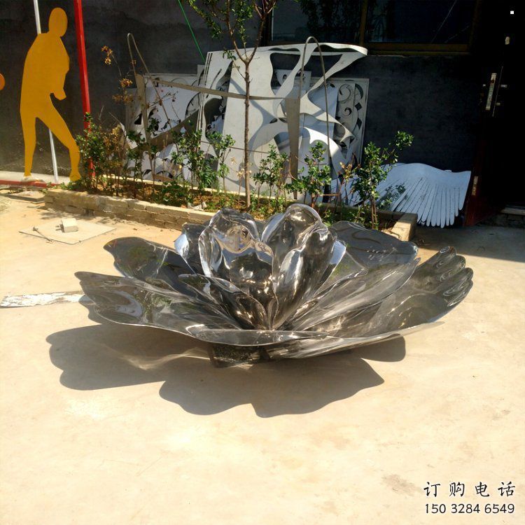 地產(chǎn)荷花雕塑定做，城區(qū)小品，景觀鏡面荷花雕塑定價(jià)