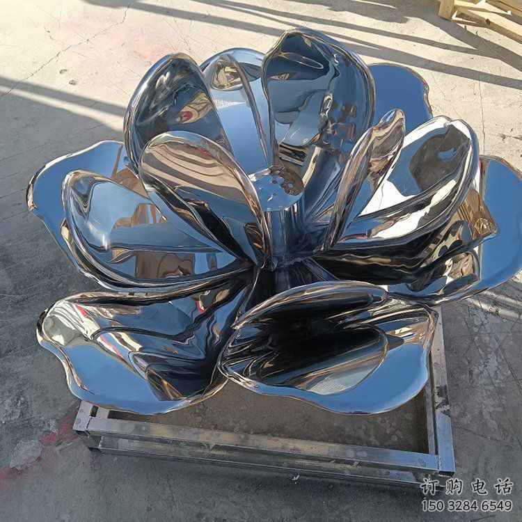 花園蓮花雕塑點擊，多彩藝術(shù)，鏡面蓮花雕塑訂做廠家