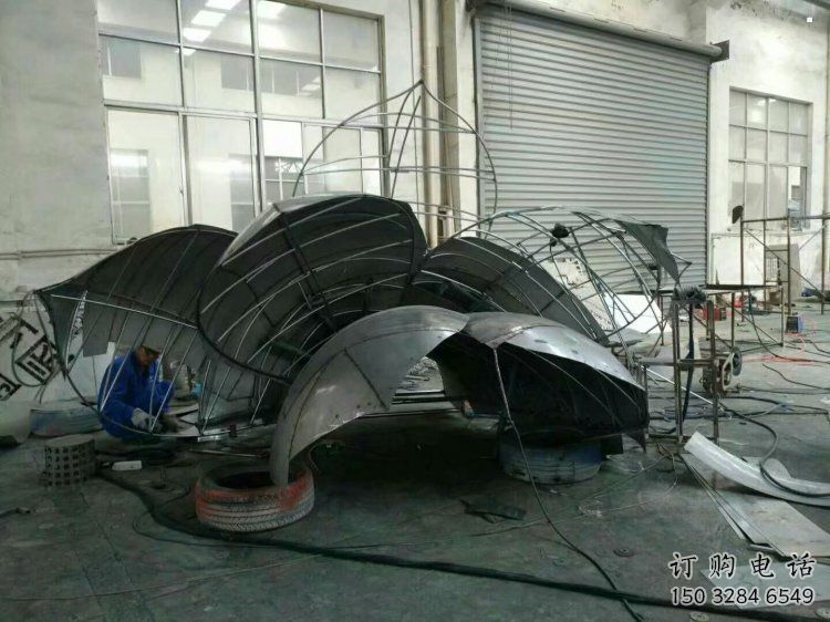 蓮花雕塑批發(fā)，鍛造工藝，不銹鋼蓮花雕塑廠家承接