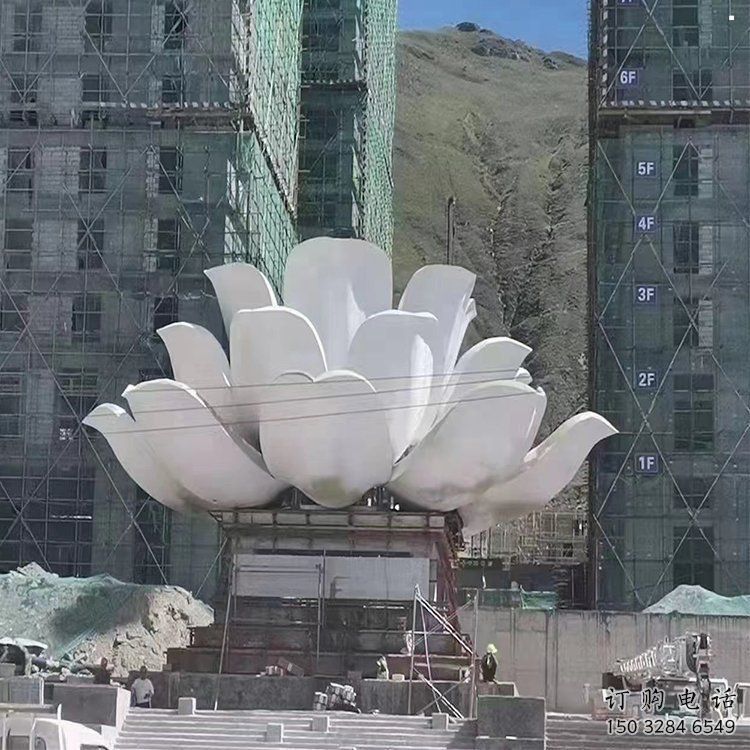 鏤空蓮花雕塑定制，城市裝飾，花園燈光蓮花雕塑承接