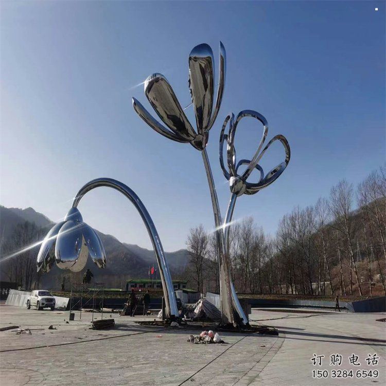 鏡面喇叭花雕塑，廣場花卉雕塑，美陳藝術(shù)建筑系列