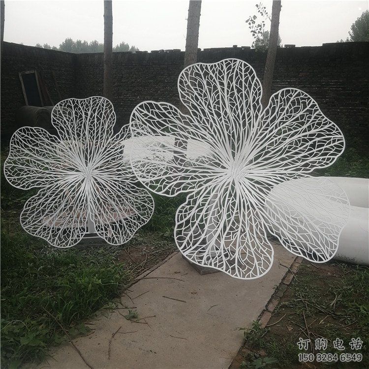 花朵雕塑服務(wù)商，公園小品，鏤空花朵雕塑供給