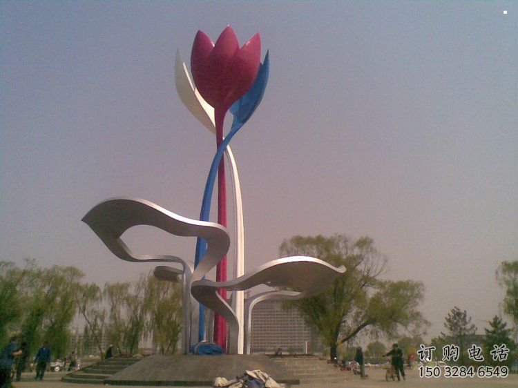 蘭花雕塑供求，村標(biāo)概念，不銹鋼蘭花雕塑制作廠家