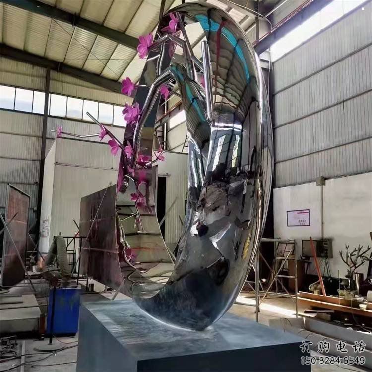 抽象梅花雕塑展品，小區(qū)雕塑，梅花雕塑精選