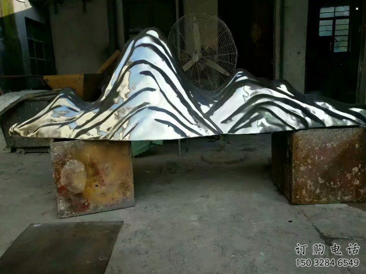小區(qū)假山雕塑，拉絲景觀雕塑，抽象效果