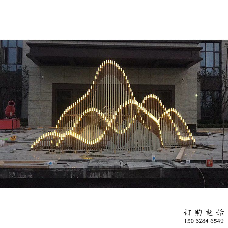 擺件假山雕塑，室外雕塑，小假山雕塑供應(yīng)商