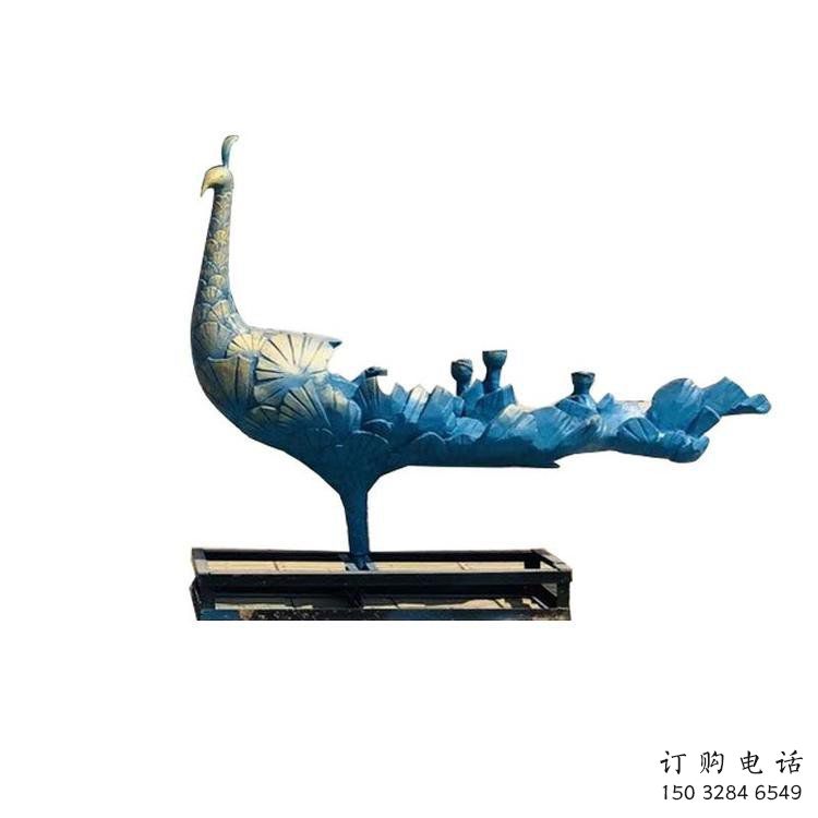彩繪孔雀雕塑供求，景區(qū)案例，景觀仿古孔雀雕塑精選?