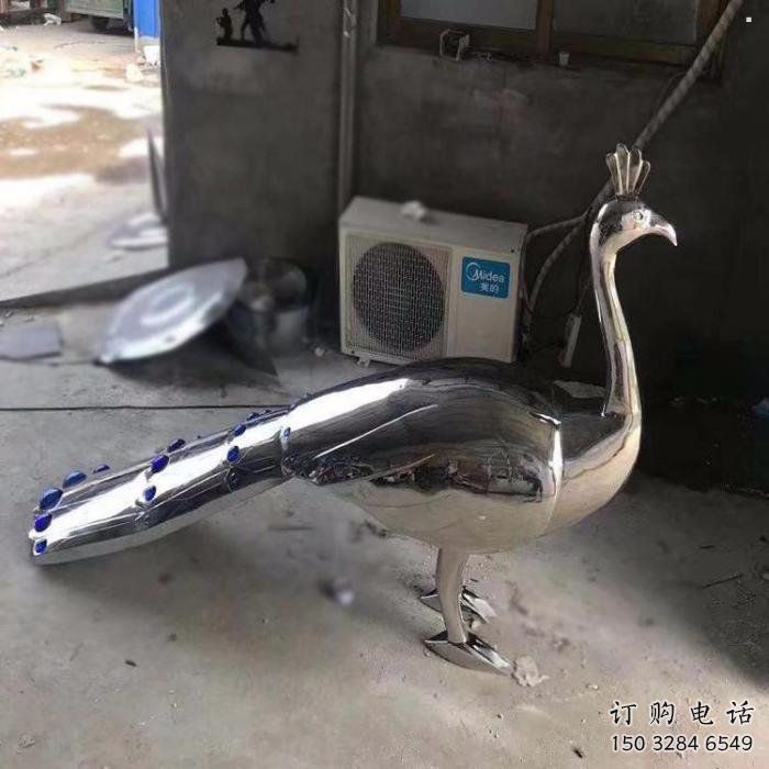 孔雀雕塑廠家定價，拋光工藝，不銹鋼孔雀雕塑制作廠家