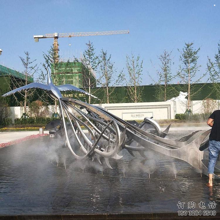 白鋼孔雀雕塑精選，景觀概念，不銹鋼孔雀雕塑廠家