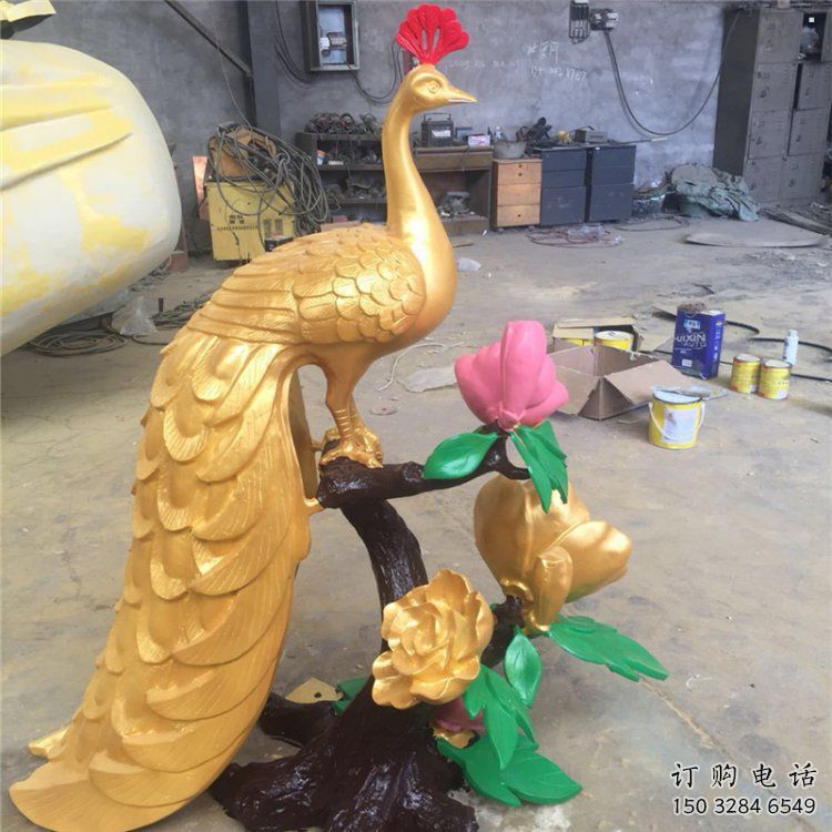 孔雀雕塑廠家，美陳雕塑，制造銅孔雀雕塑公司?