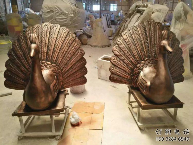 孔雀雕塑制造，廣場(chǎng)雕塑，制造銅孔雀雕塑廠(chǎng)家