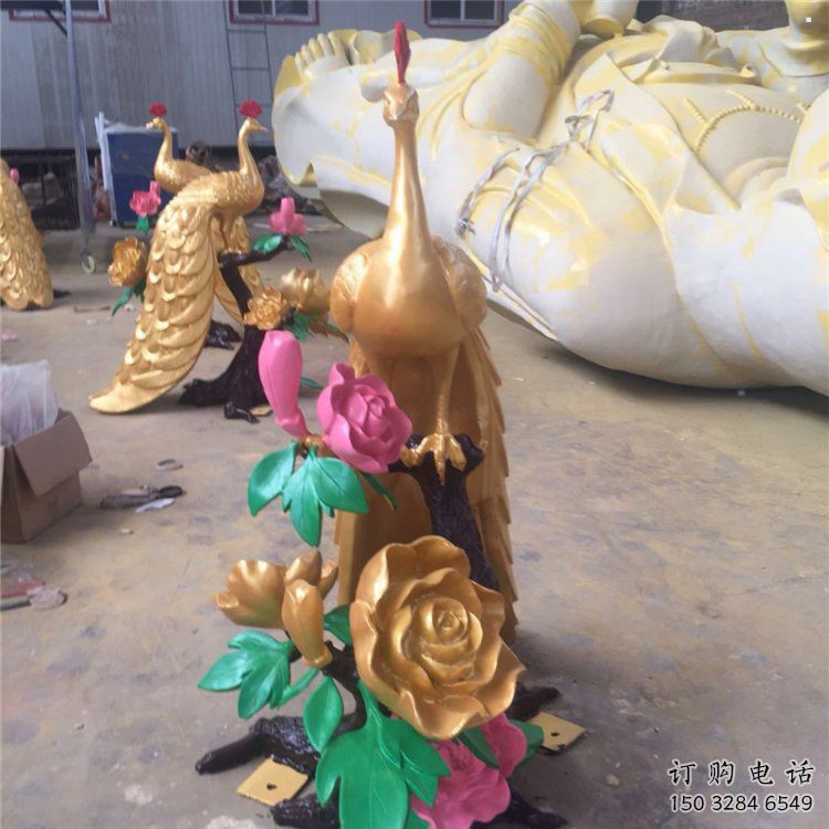 制造孔雀雕塑展品，黃銅材質(zhì)，銅孔雀雕塑廠家常用