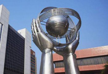 地球儀雕塑定做，小區(qū)擺件，鏡面手托地球儀雕塑制作