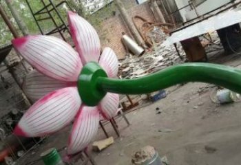 荷花雕塑選用，小區(qū)擺件，大型仿真荷花雕塑廠家