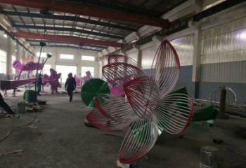 鏤空蓮花雕塑指用，小區(qū)雕塑，廣場燈光蓮花雕塑制作