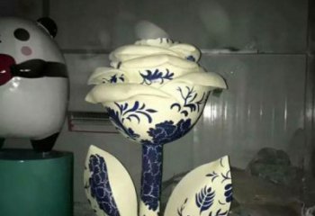 村口玫瑰雕塑