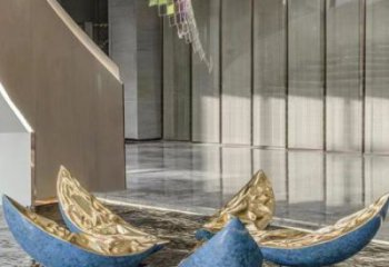 制造花瓣雕塑廠家，美陳組合，不銹鋼花瓣雕塑制作廠家