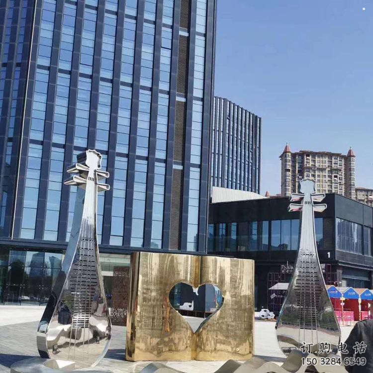 提琴雕塑展品，花園小品，鏡面不銹鋼提琴雕塑優(yōu)選