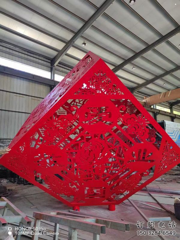 立方體雕塑標(biāo)準(zhǔn)，廣場(chǎng)系列，戶外鏤空立方體雕塑指用