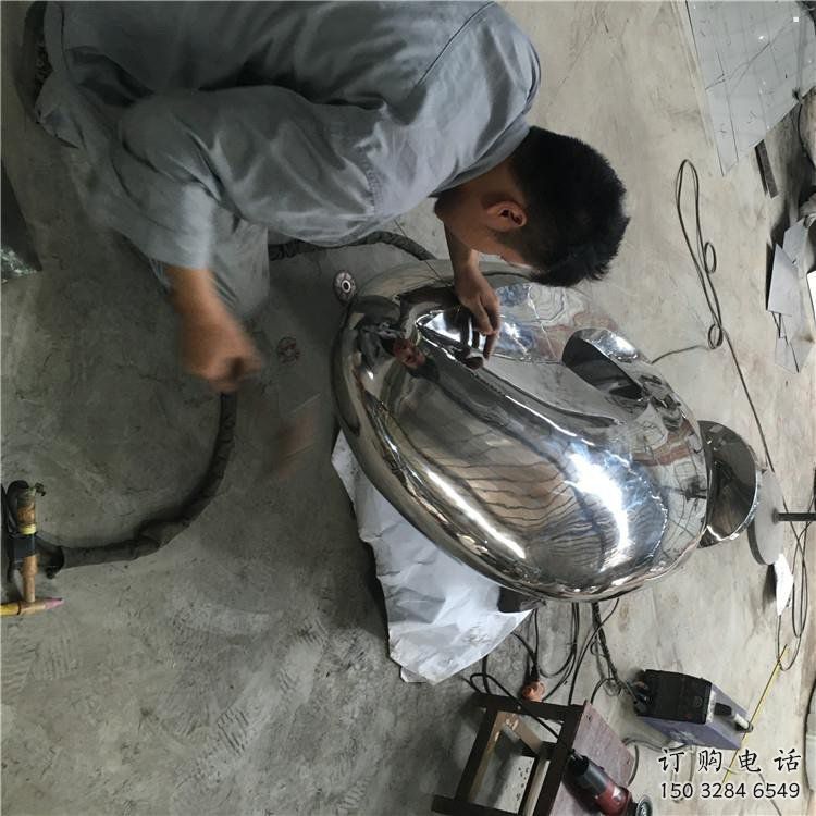 鏡面球雕塑承接，美陳雕塑，不銹鋼球雕塑供給