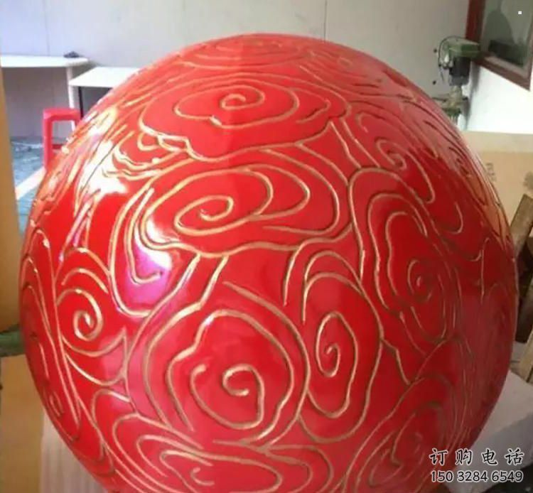 鏤空球雕塑廠家，美陳雕塑烤漆鏤空球雕塑優(yōu)選
