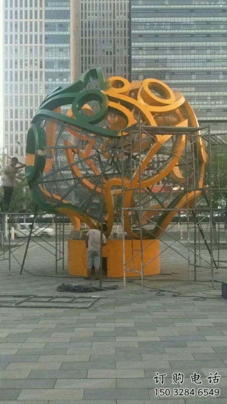 鏤空球雕塑定制，街頭雕塑，烤漆鏤空球雕塑制作