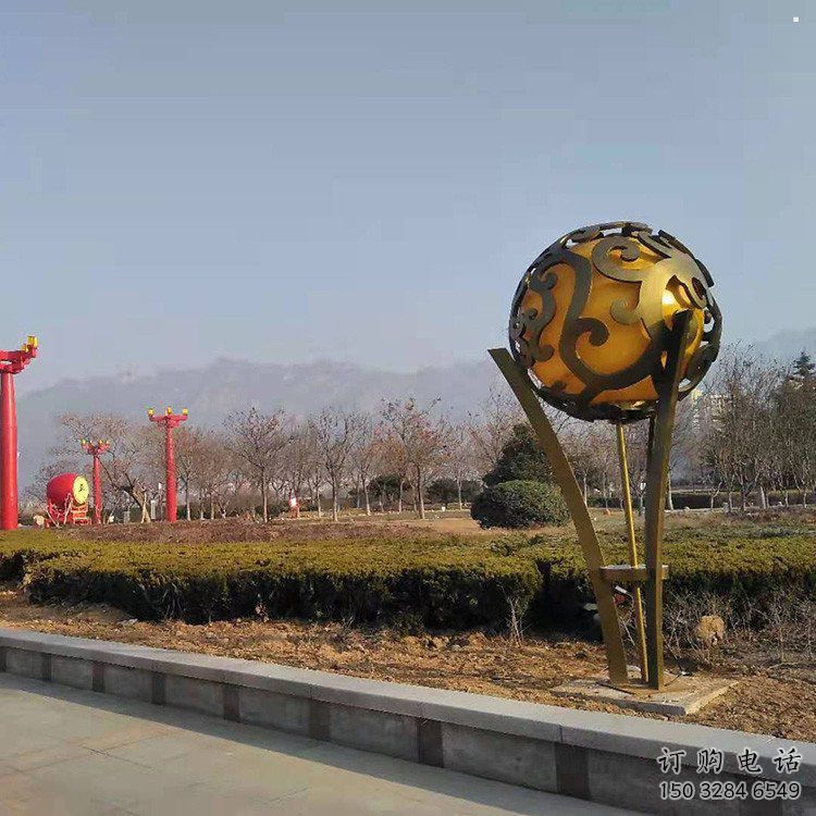 空心球雕塑生產(chǎn)商，動(dòng)態(tài)雕塑，鏤空空心球雕塑定制