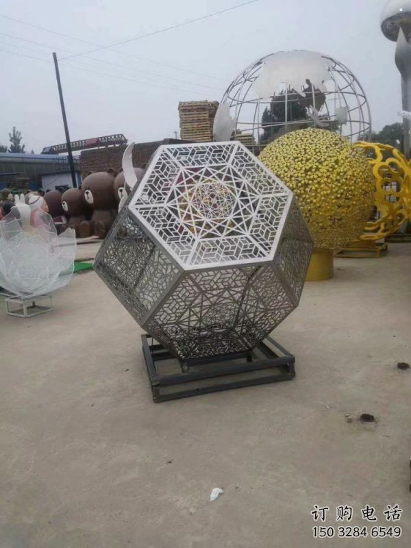 棱面球雕塑精選，景區(qū)雕塑，鏤空棱面球雕塑制作