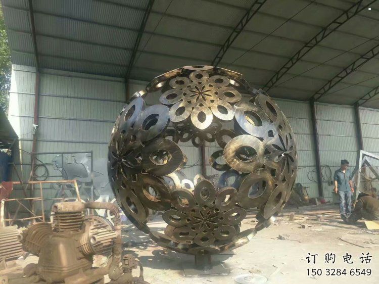 球體雕塑供應(yīng)，花園小品，不銹鋼球體雕塑展品