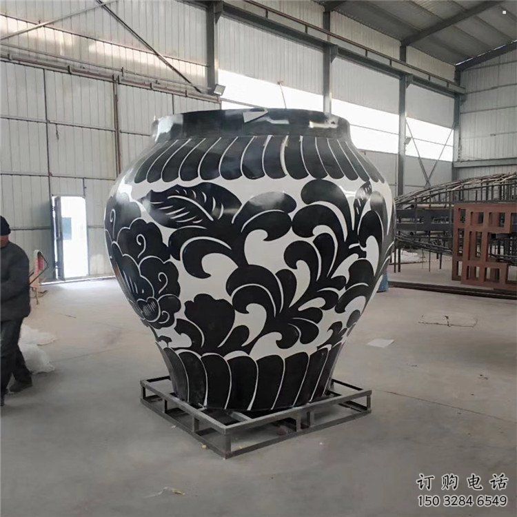 花瓶雕塑制造商，城市雕塑，玻璃鋼花瓶雕塑觀賞型