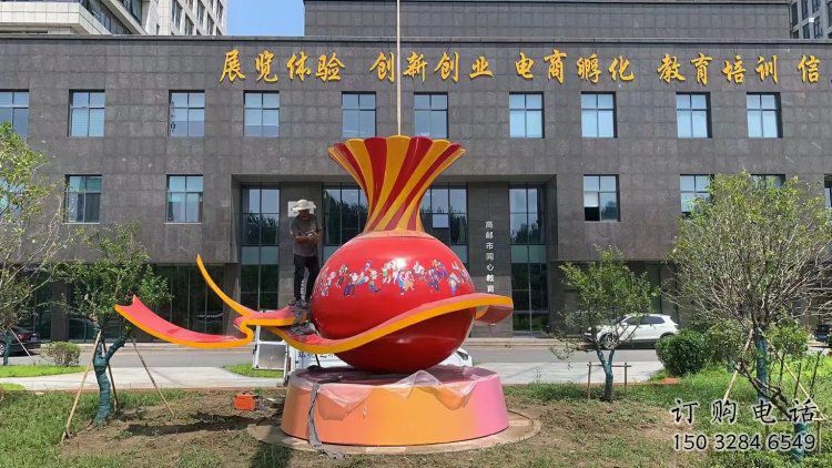 花瓶雕塑精品，景觀構(gòu)件，景觀玻璃鋼花瓶雕塑供求