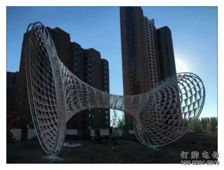 花瓶雕塑制造，歐式風(fēng)格，鏤空花瓶雕塑廠家供給
