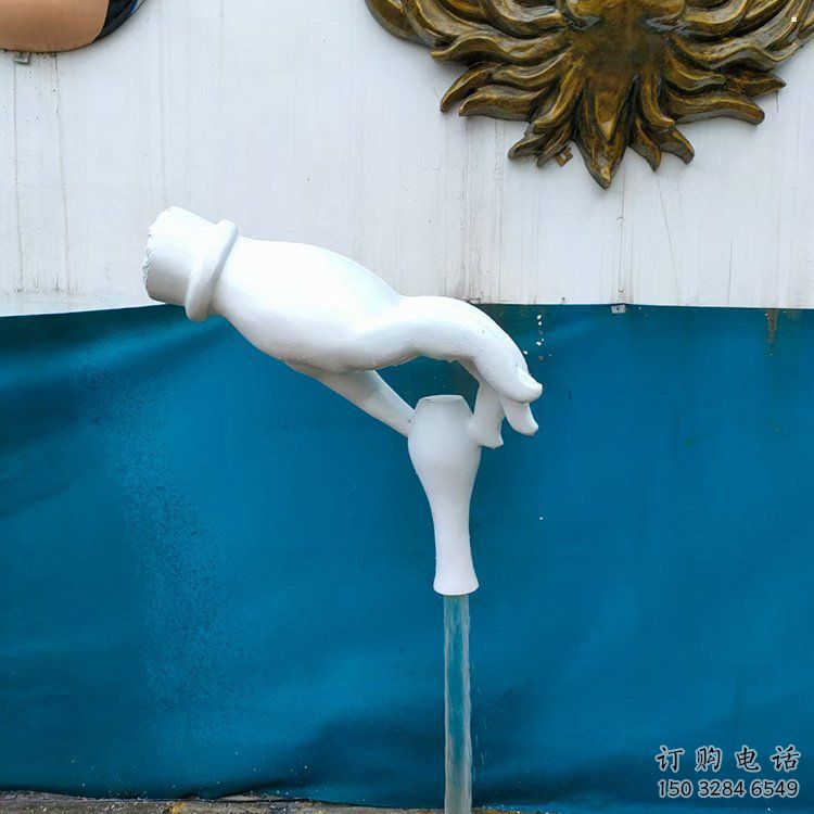 手雕塑服務(wù)商，公園小品，地產(chǎn)手捏瓶子雕塑廠家