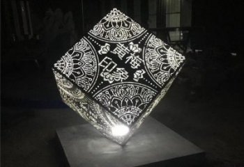 魔方雕塑定做，公園小品，燈光魔方雕塑點(diǎn)擊