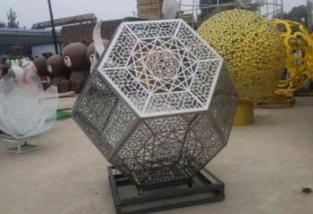 棱面球雕塑精選，景區(qū)雕塑，鏤空棱面球雕塑制作