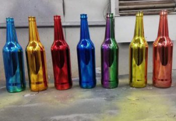 啤酒瓶雕塑供求，村標概念，玻璃鋼啤酒瓶雕塑制作承接