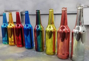 啤酒瓶雕塑通用，戶外雕塑，玻璃鋼啤酒瓶雕塑供應(yīng)