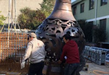 花瓶雕塑供應(yīng)，仿真雕塑，銅花瓶雕塑素材制造廠家