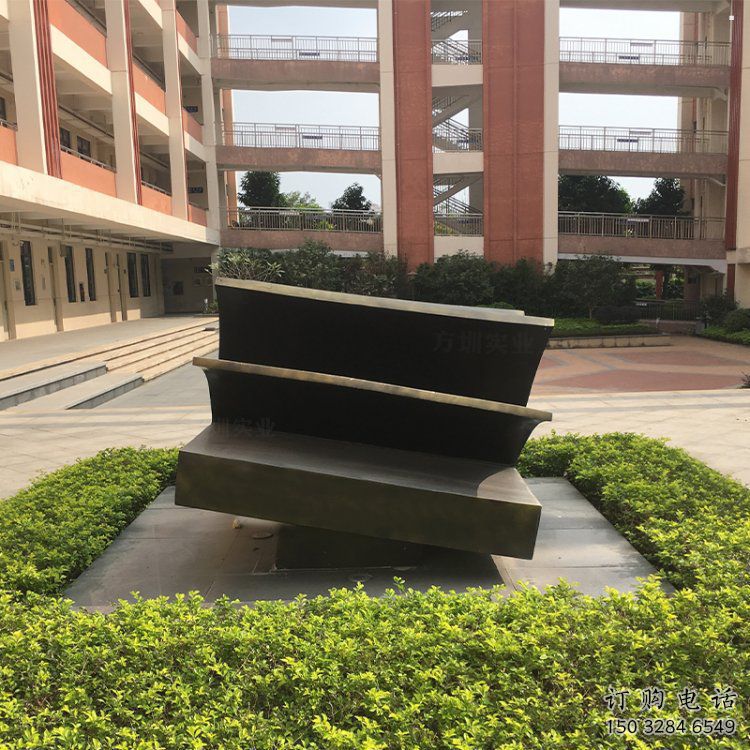 大型疊書雕塑常用，戶外擺放，疊書銅雕塑廠家