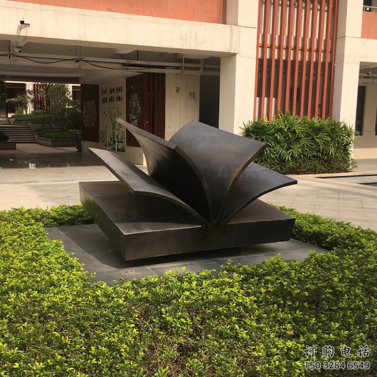 銅書本雕塑優(yōu)選，小區(qū)擺件，公共銅書本雕塑生產(chǎn)商