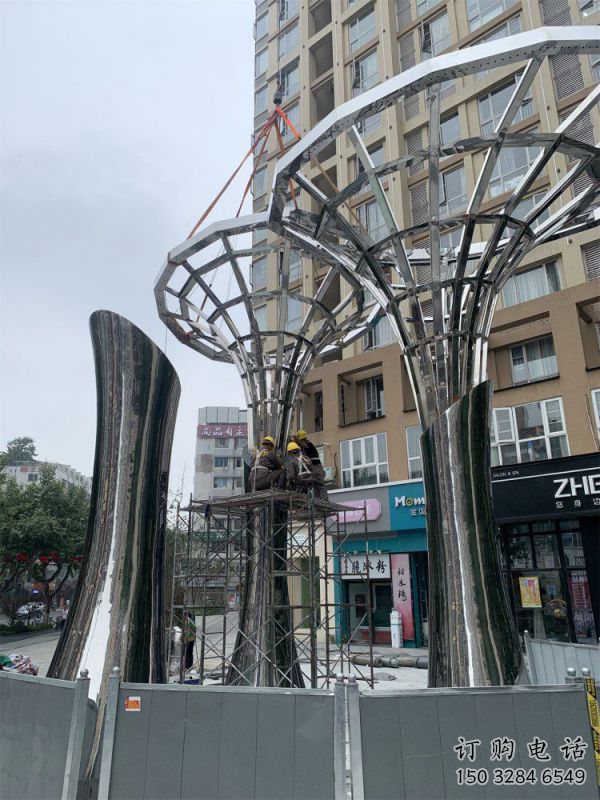 遮陽樹雕塑優(yōu)選，室外雕塑，彩繪鏤空遮陽樹雕塑優(yōu)選