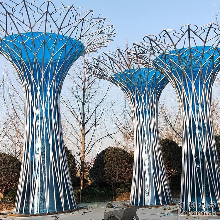 金屬鏤空樹(shù)雕塑承接，陸地?cái)[件，烤漆鏤空樹(shù)雕塑制造商