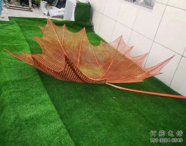 鏤空樹(shù)葉雕塑定做，廣場(chǎng)雕塑，鐵藝樹(shù)葉雕塑優(yōu)選