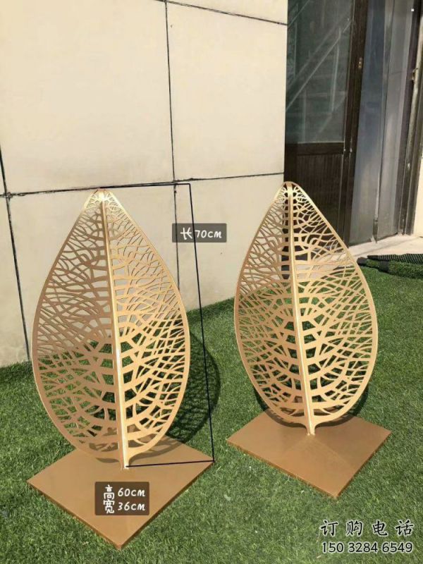 鏤空樹葉雕塑指用，小區(qū)雕塑，廣場鐵藝樹葉雕塑制作
